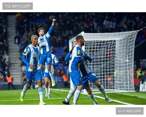 豪门新援闪耀赛场,新星加盟显著提升球队竞争力 豪门新援闪耀赛场,新星加盟显著提升球队竞争力