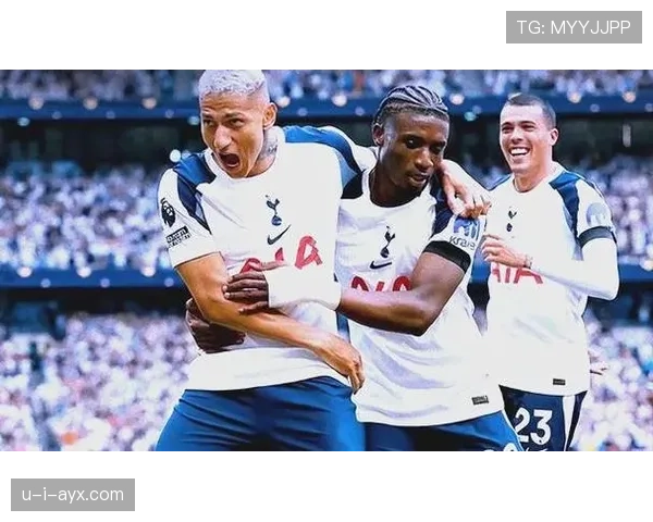 库杜斯：从加纳街头到英超焦点的生涯崛起解析