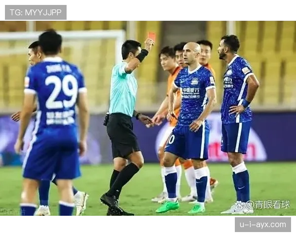 未经许可入场为何可能被出示红牌?规则拆解 未经许可入场为何可能被出示红牌?规则拆解